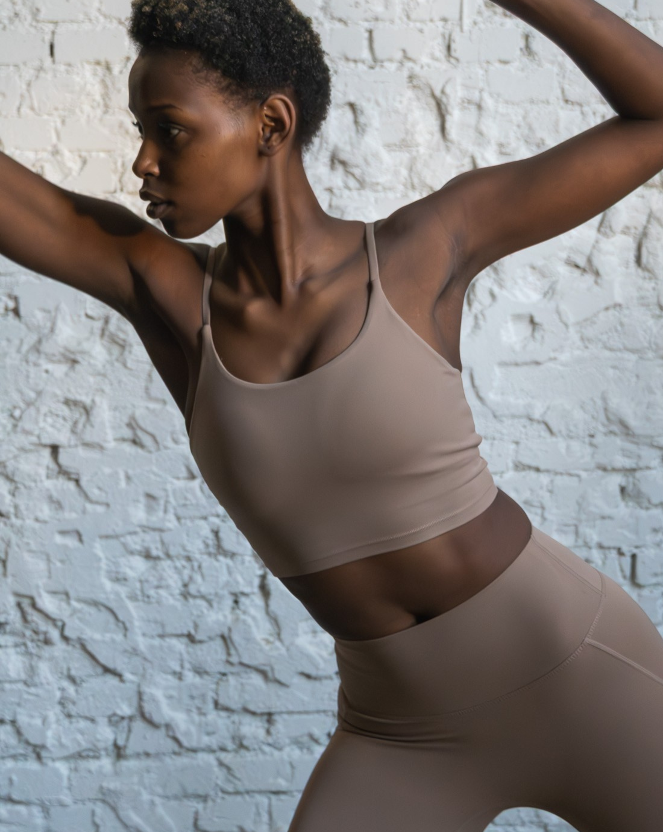 seamless activewear set cropped top hazlebutt nuude