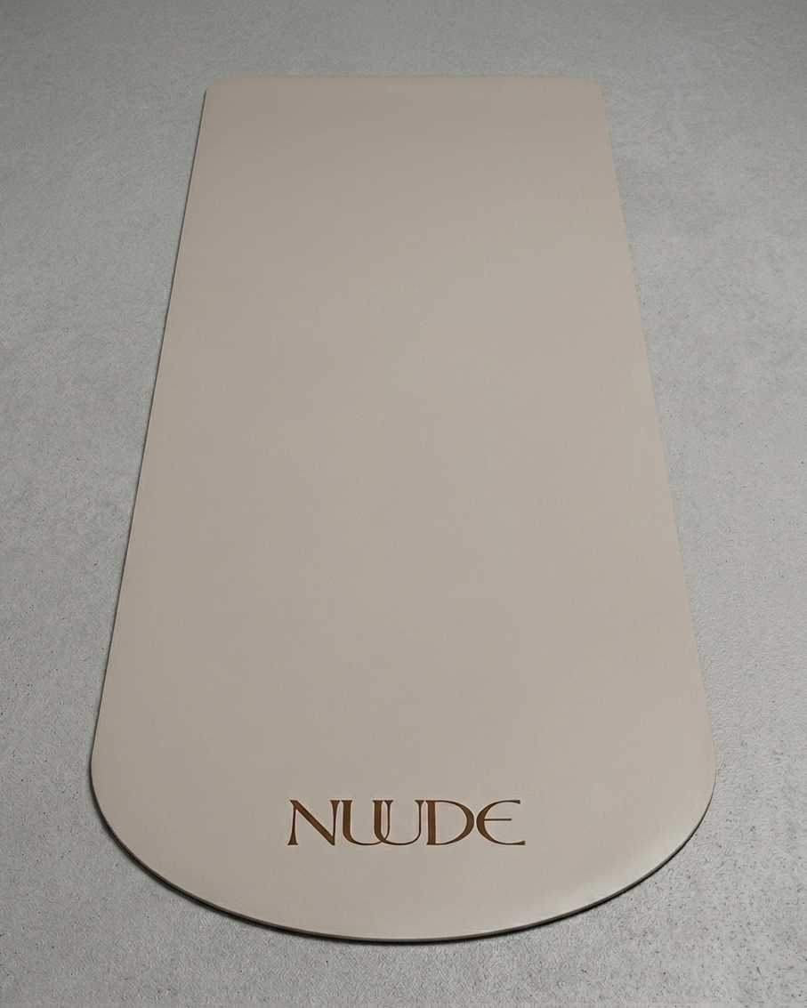 The Nuude Mat